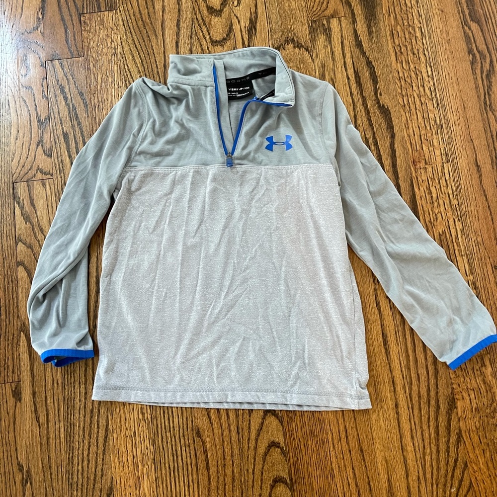 Boys Small Under Armour Shirt